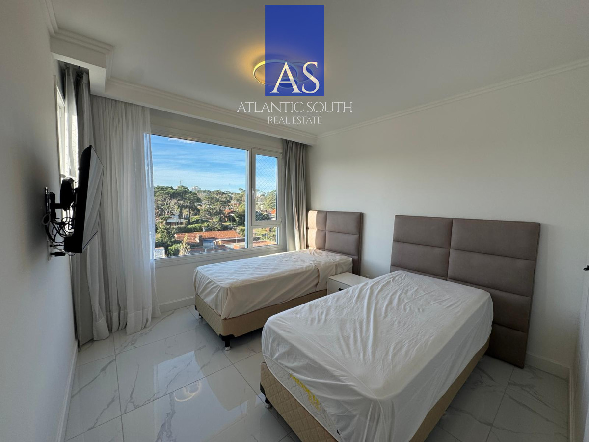 Apartamento ID.4402 - PARAMOUNT TOWER PUNTA DEL ESTE VENTA 2 SUITES PUNTA DEL ESTE