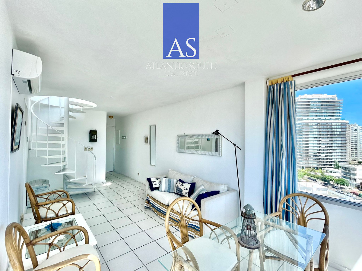 Apartamento ID.4128 - VENTA DE PENTHOUSE DE 2 DORMITRIOS VISTA AL MAR EN MANSA PUNTA DEL ESTE 