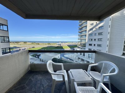OPORTUNIDAD VENTA DE APARTAMENTO DE 2 DORMITORIOS EN BRAVA PUNTA DEL ESTE