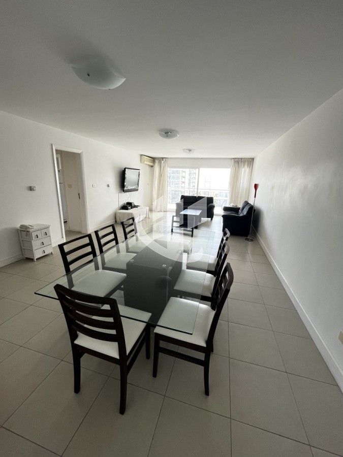 Apartamento ID.152 - En venta y alquiler apartamento de 3 dormitorios playa brava 