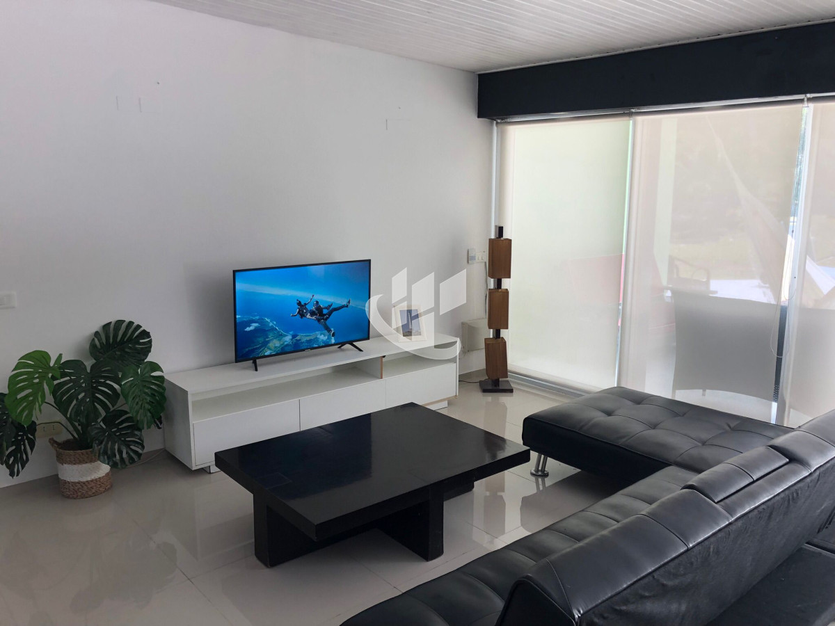 Casa ID.294 - Venta, casa, 4 dormitorios, piscina, Punta Ballena