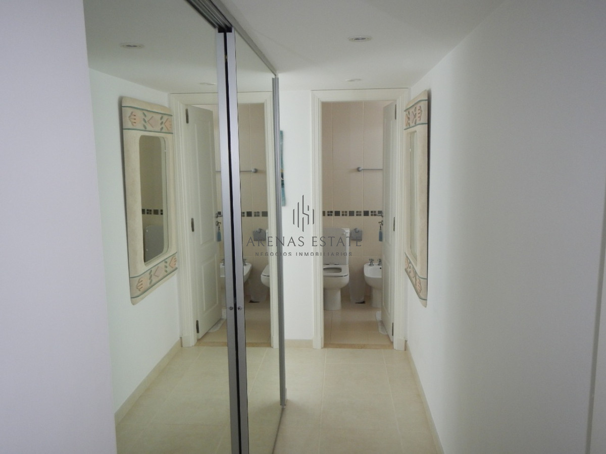 Apartamento ID.2341 - VENTA DE APARTAMENTO DE 3 DORMITORIOS EN EDIFICIO ART BOULEVARD PUNTA DEL ESTE 