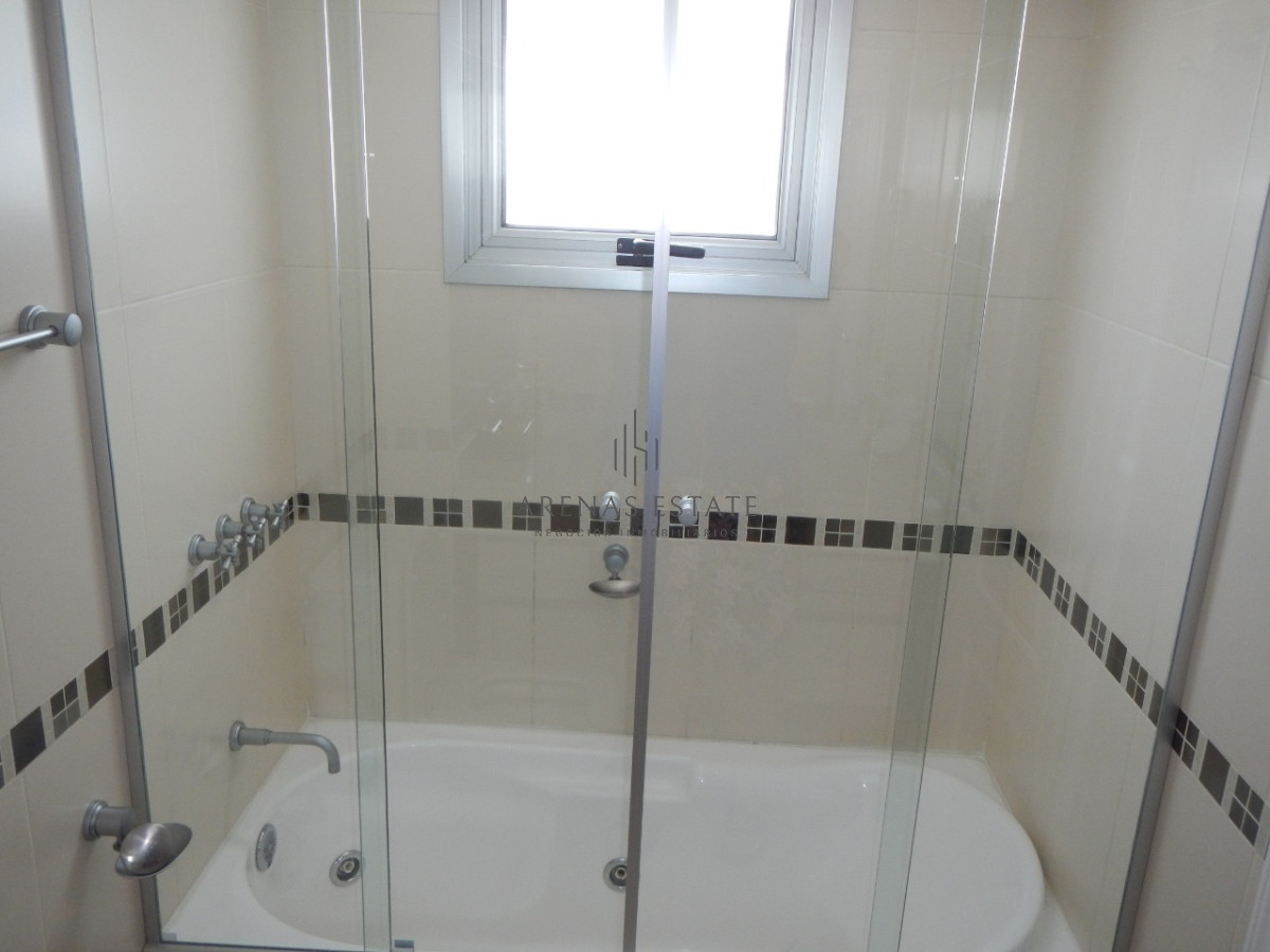 Apartamento ID.2341 - VENTA DE APARTAMENTO DE 3 DORMITORIOS EN EDIFICIO ART BOULEVARD PUNTA DEL ESTE 