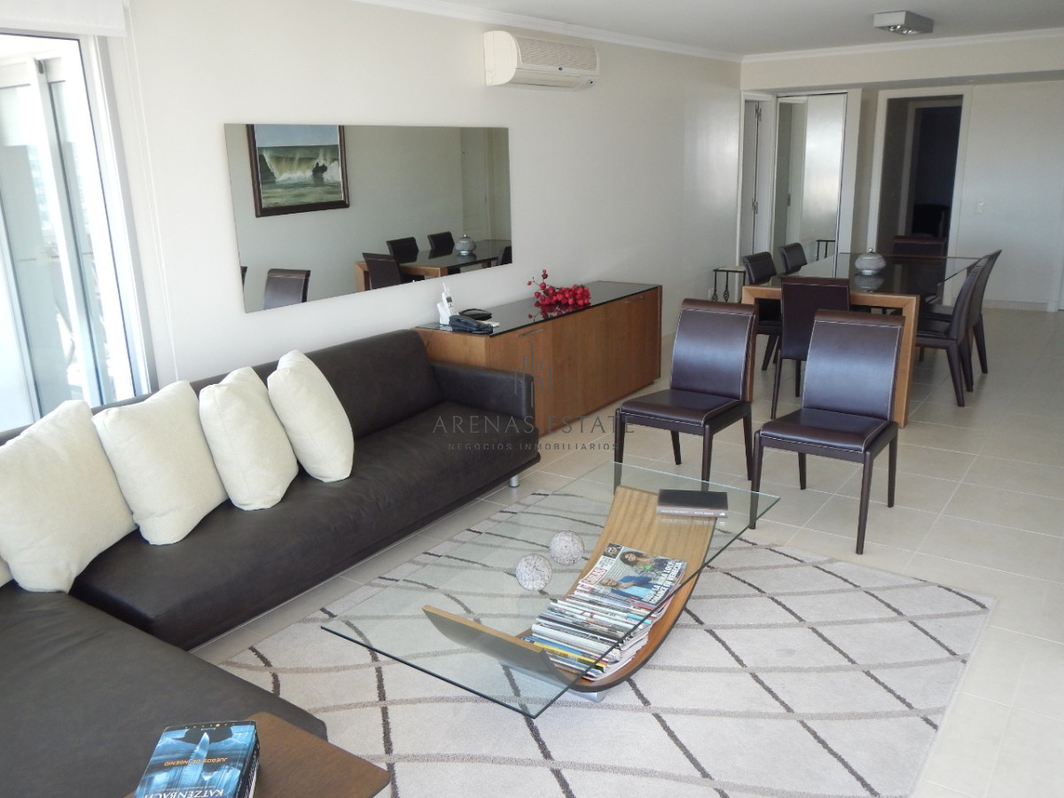 Apartamento ID.2341 - VENTA DE APARTAMENTO DE 3 DORMITORIOS EN EDIFICIO ART BOULEVARD PUNTA DEL ESTE 