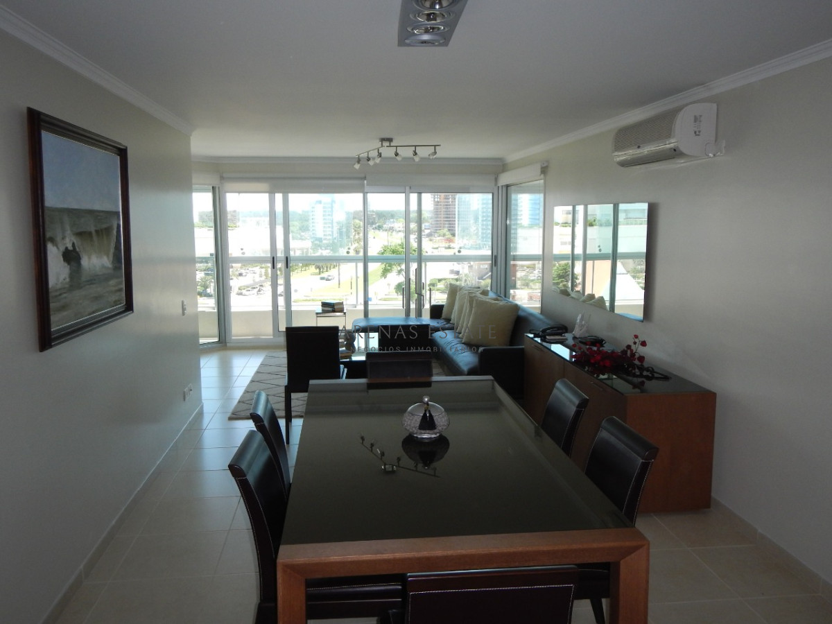 Apartamento ID.2341 - VENTA DE APARTAMENTO DE 3 DORMITORIOS EN EDIFICIO ART BOULEVARD PUNTA DEL ESTE 