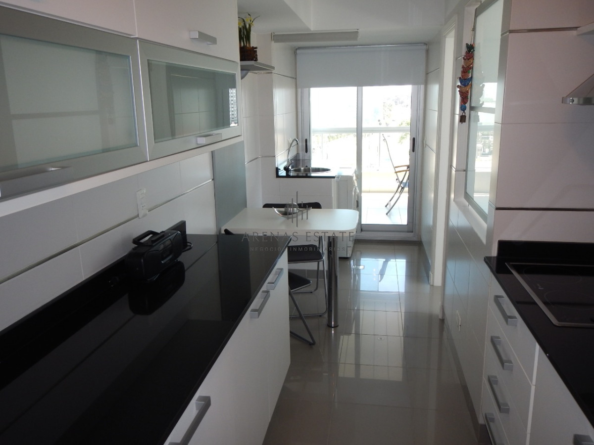 Apartamento ID.2341 - VENTA DE APARTAMENTO DE 3 DORMITORIOS EN EDIFICIO ART BOULEVARD PUNTA DEL ESTE 