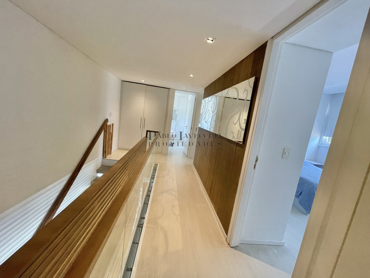 Casa ID.359 - VENTA DE CASA DE 5 DORMITORIOS EN BARRIO PRIVADO LA ARBOLADA PUNTA DEL ESTE