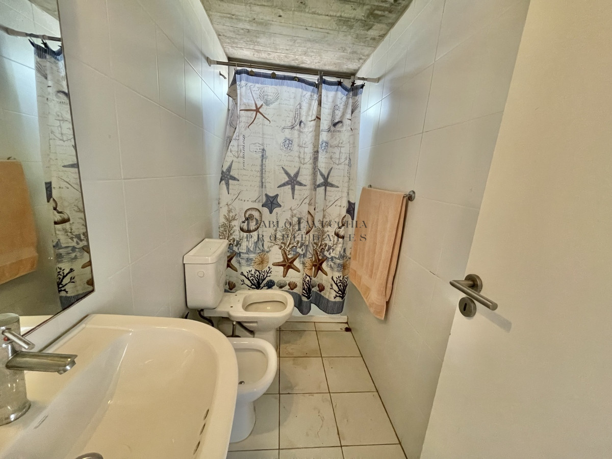 Casa ID.359 - VENTA DE CASA DE 5 DORMITORIOS EN BARRIO PRIVADO LA ARBOLADA PUNTA DEL ESTE