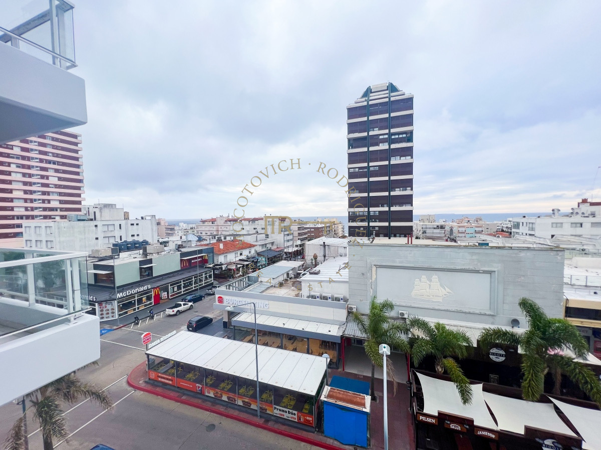 Apartamento ID.3339 - Apartamento de 1 dormitorio en venta y alquiler, Peninsula Punta del Este 