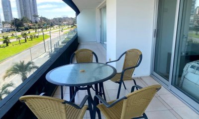 Venta apartamento 3 dormitorios en Playa Mansa, Punta del Este