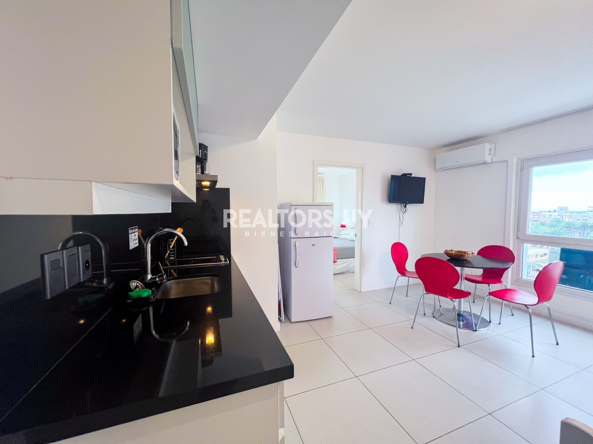 Apartamento ID.456 - VENTA DE APARTAMENTO DE 1 DORMITORIO EN PENINSULA PUNTA DEL ESTE 