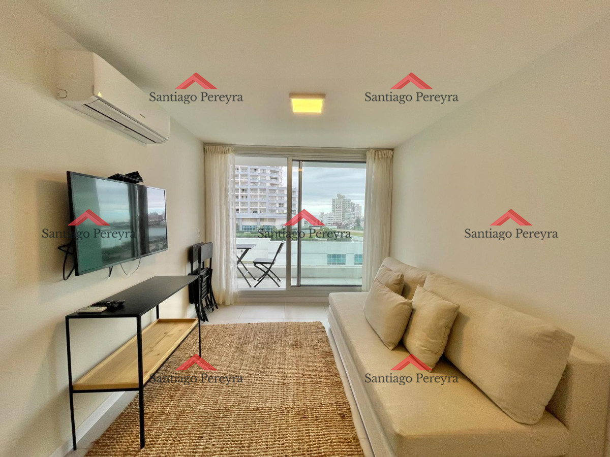 Apartamento ID.15064 - VENTA DE APARTAMENTO DE 1 DORMITORIO EN PISO ALTO CON VISTA AL MAR
