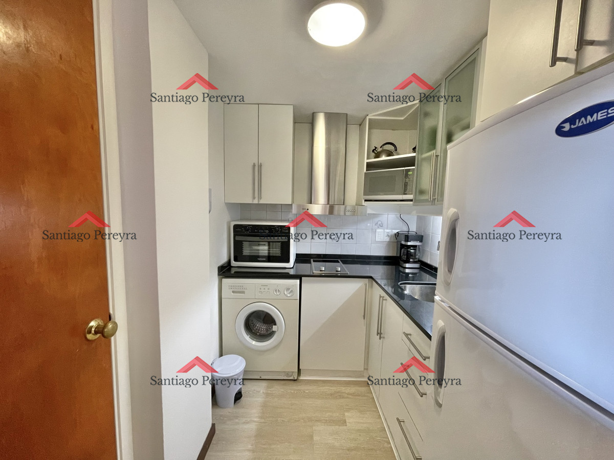 Apartamento ID.15046 - APARTAMENTO EN VENTA FRENTE AL MAR EN MANSA DE 1 DORMITORIO 