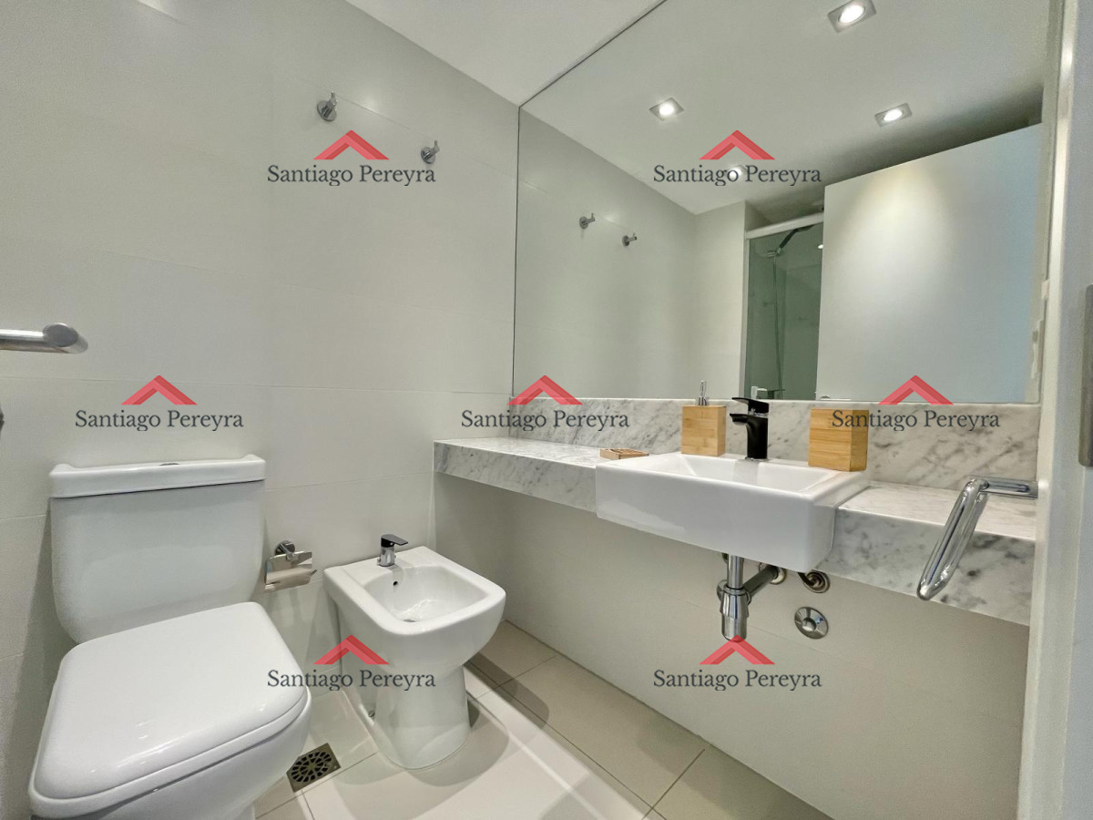 Apartamento ID.15064 - VENTA DE APARTAMENTO DE 1 DORMITORIO EN PISO ALTO CON VISTA AL MAR