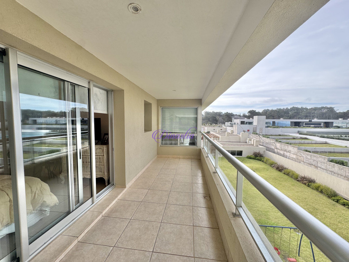 Apartamento ID.621 -  VENTA DE APARTAMENTO DE 3 SUITES + DEPENDENCIA 