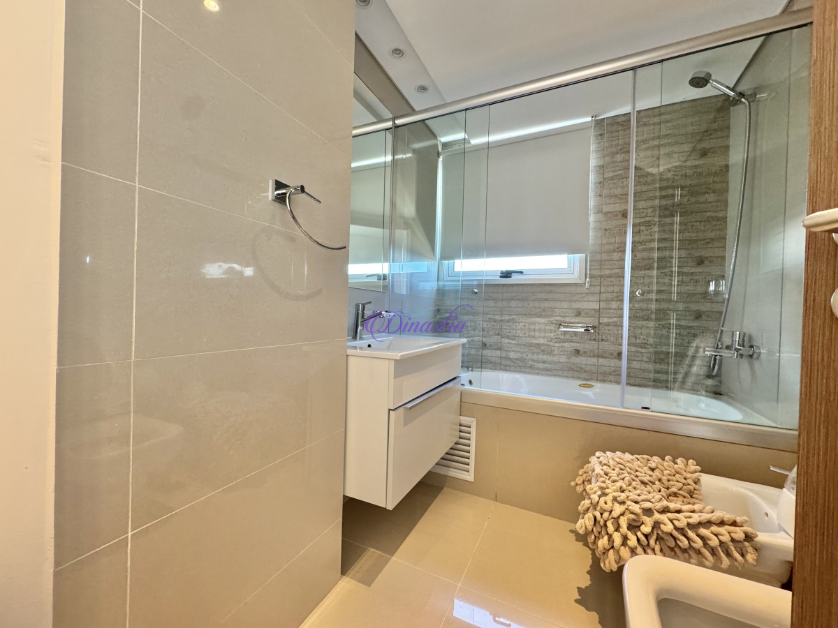 Apartamento ID.560 - ALQUILER DE APTO EN ZONA BRAVA