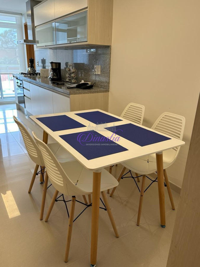 Apartamento ID.532 - VENTA DE APARTAMENTO DE 3 DORMITORIOS MÁS DEPENDENCIA