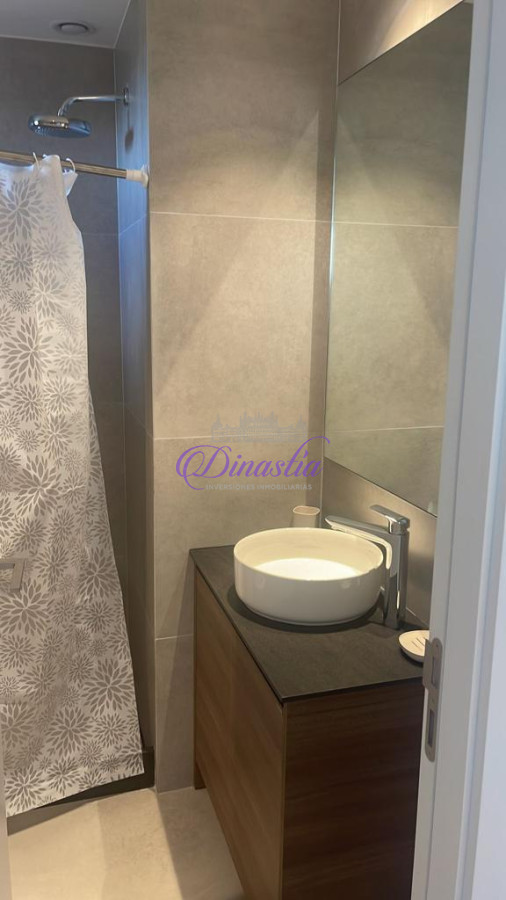 Apartamento ID.509 - ALQUILER TEMPORARIO DE APARTAMENTO DE 3 DORMITORIOS EN EDIFICIO VENETIAN PUNTA DEL ESTE 