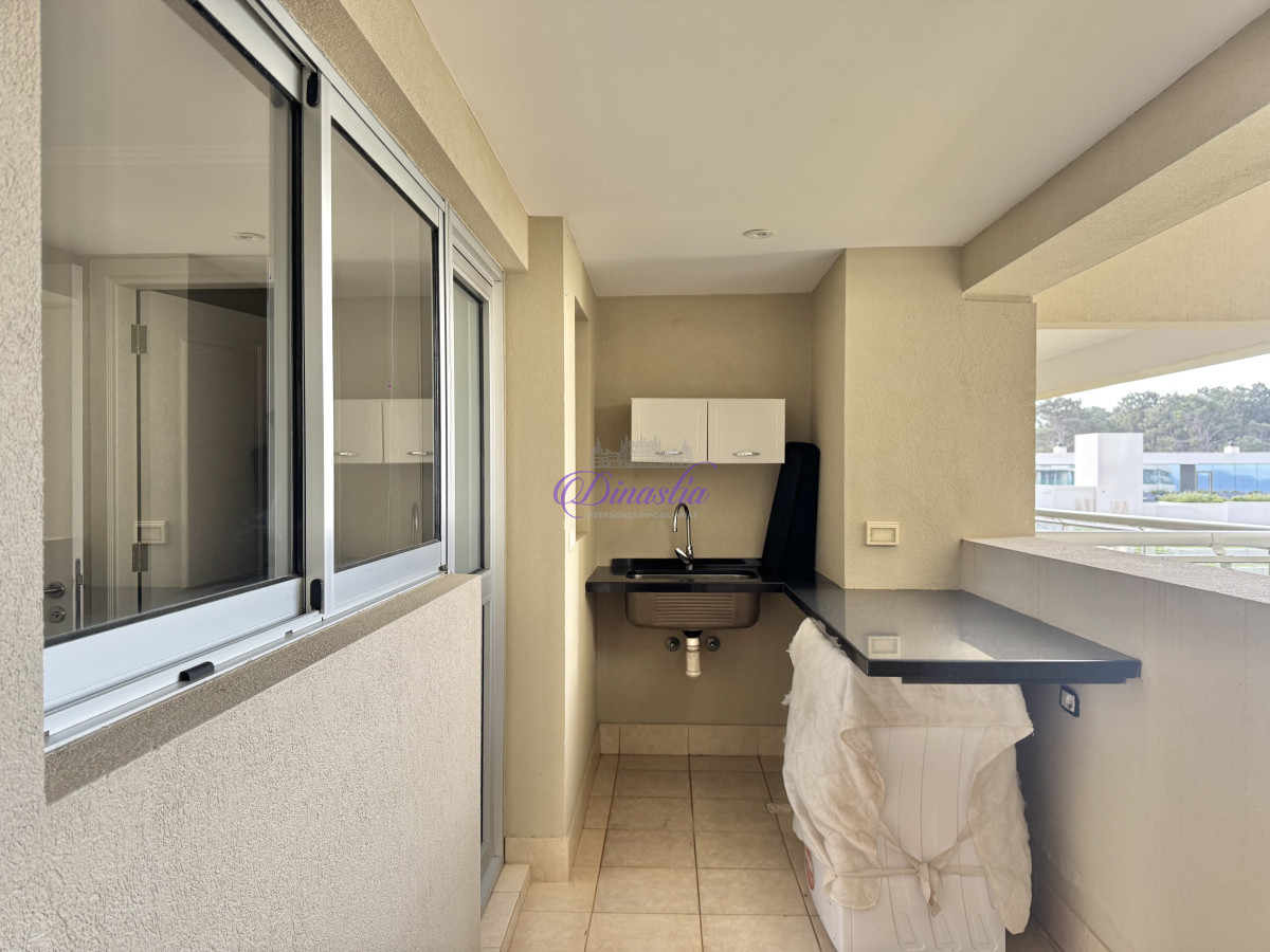 Apartamento ID.621 -  VENTA DE APARTAMENTO DE 3 SUITES + DEPENDENCIA 