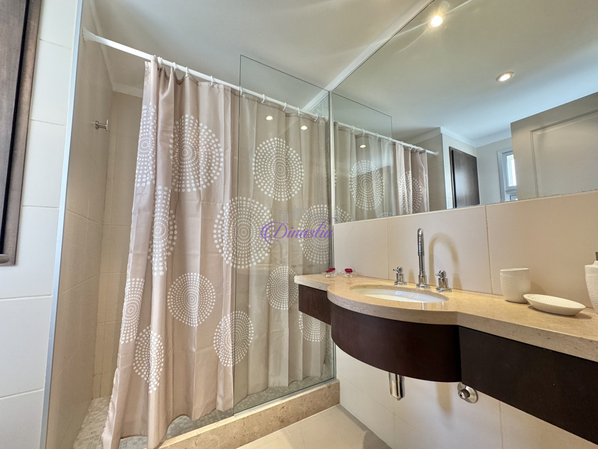 Apartamento ID.621 -  VENTA DE APARTAMENTO DE 3 SUITES + DEPENDENCIA 