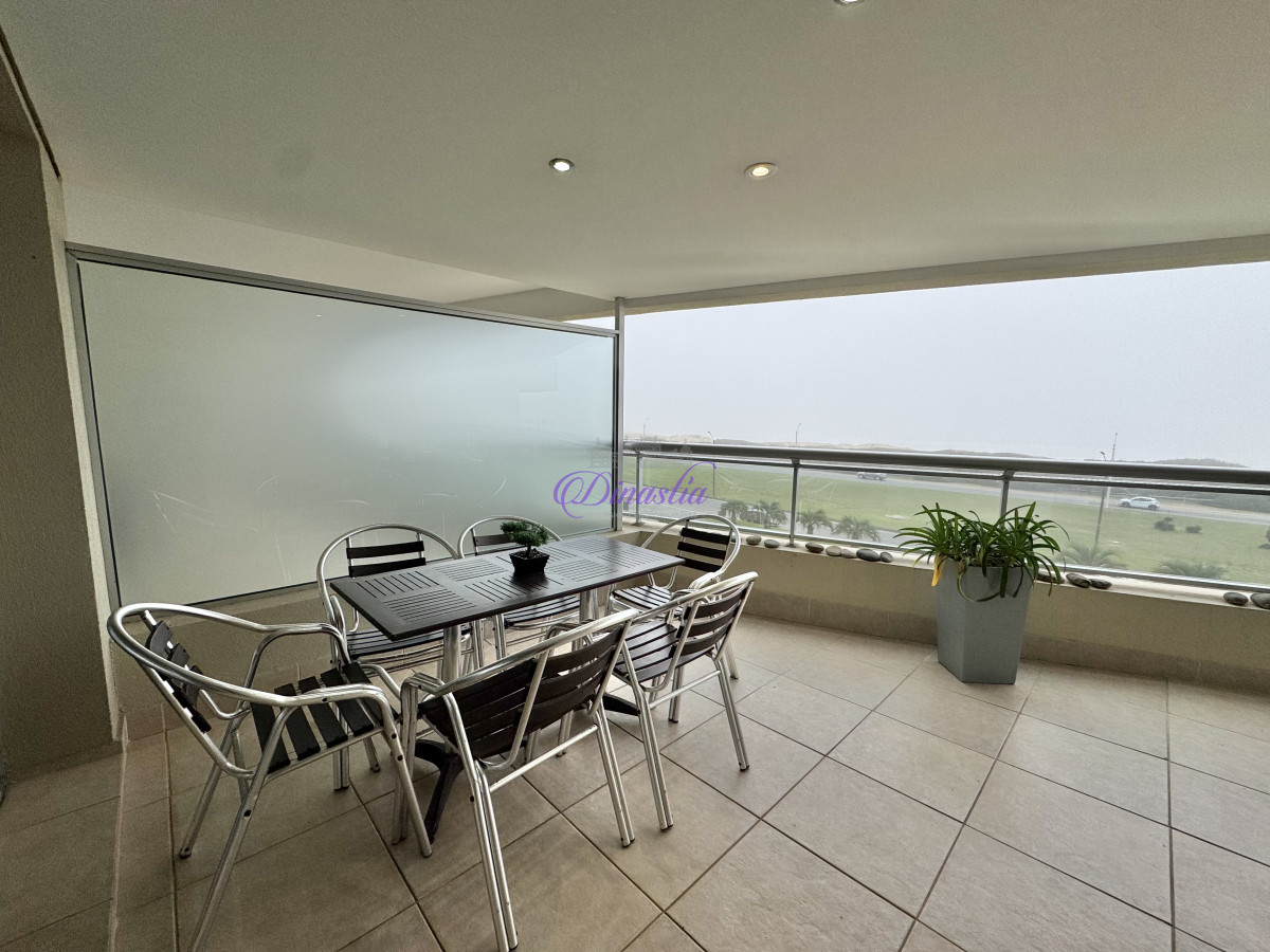 Apartamento ID.581 -  VENTA DE APARTAMENTO DE 3 SUITES + DEPENDENCIA 