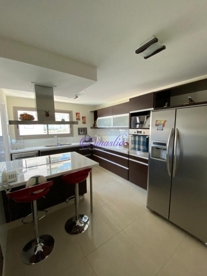 Apartamento ID.557 - VENTA DE APARTAMENTO DE 3 DORMITORIOS