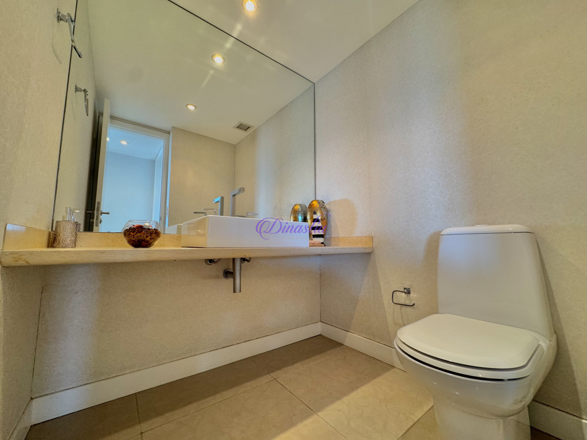 Apartamento ID.608 - VENTA Y ALQUILER DE 3 SUITES + DEPENDENCIA EN PLAYA  MANSA 