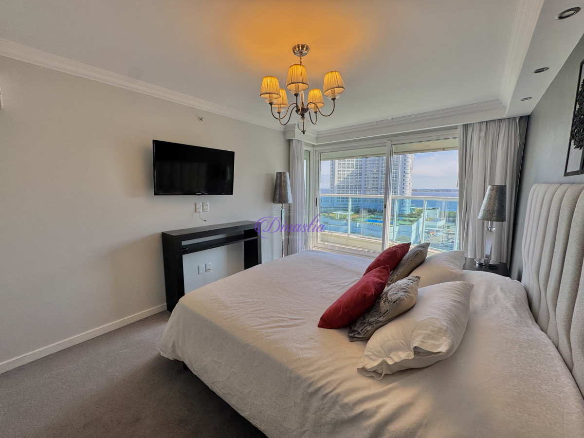 Apartamento ID.533 - VENTA DE APARTAMENTO DE 3 DORMITORIOS + DEPENDENCIA