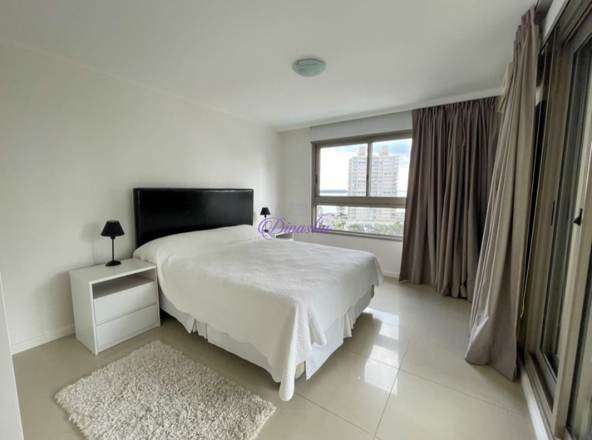 Apartamento ID.496 - Apartamento de 3 dormitorios y dependencia frente al mar en Brava