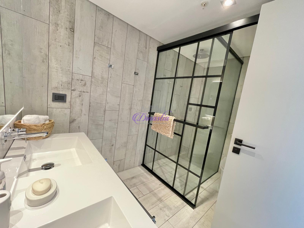 Apartamento ID.606 - SURFSIDE PUNTA DEL ESTE VENTA DE APARTAMENTO DE 1 DORMITORIO PLAYA BRAVA