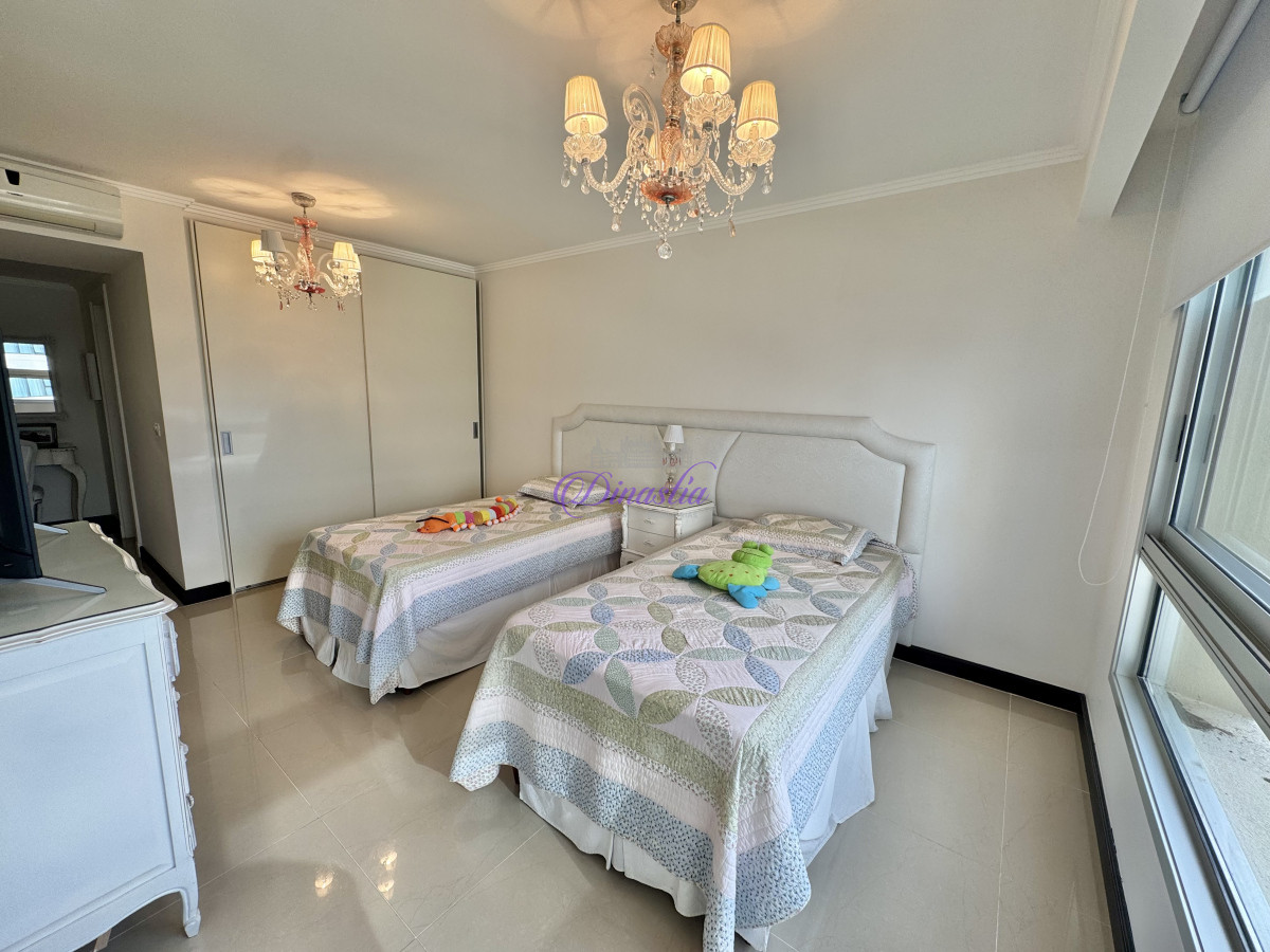 Apartamento ID.621 -  VENTA DE APARTAMENTO DE 3 SUITES + DEPENDENCIA 