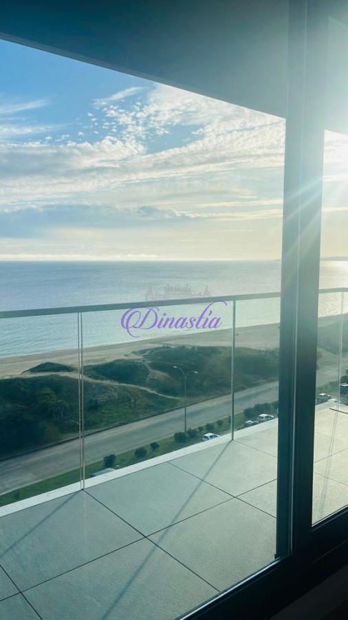 Apartamento ID.509 - ALQUILER TEMPORARIO DE APARTAMENTO DE 3 DORMITORIOS EN EDIFICIO VENETIAN PUNTA DEL ESTE 