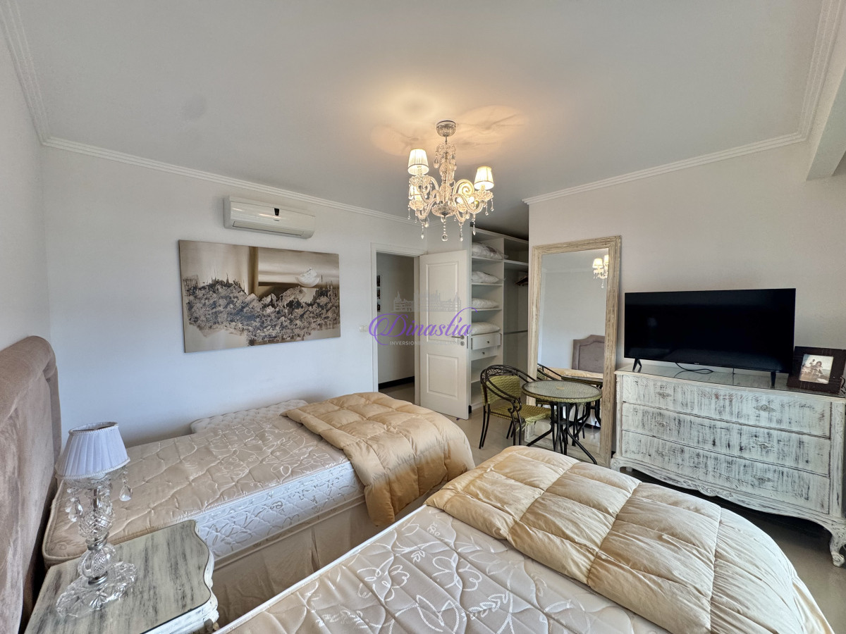 Apartamento ID.621 -  VENTA DE APARTAMENTO DE 3 SUITES + DEPENDENCIA 