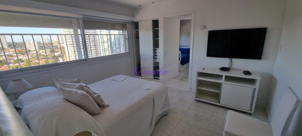 Apartamento ID.540 - PENTH HOUSE MANSA PRIMERA LINEA