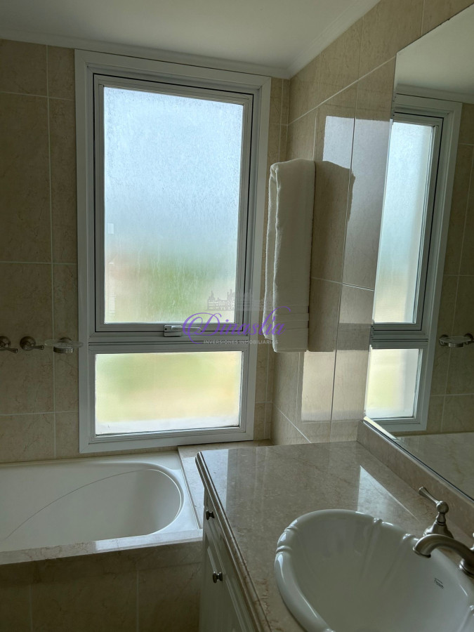 Apartamento ID.535 - VENTA APARTAMENTO DE 3 SUITES + DEPENDENCIA 