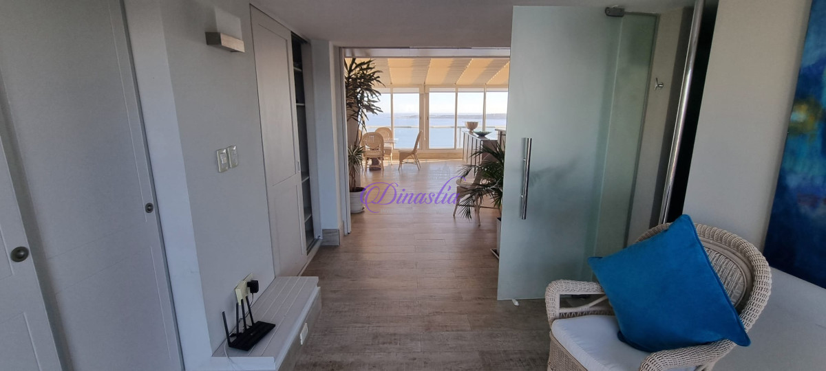 Apartamento ID.540 - PENTH HOUSE MANSA PRIMERA LINEA