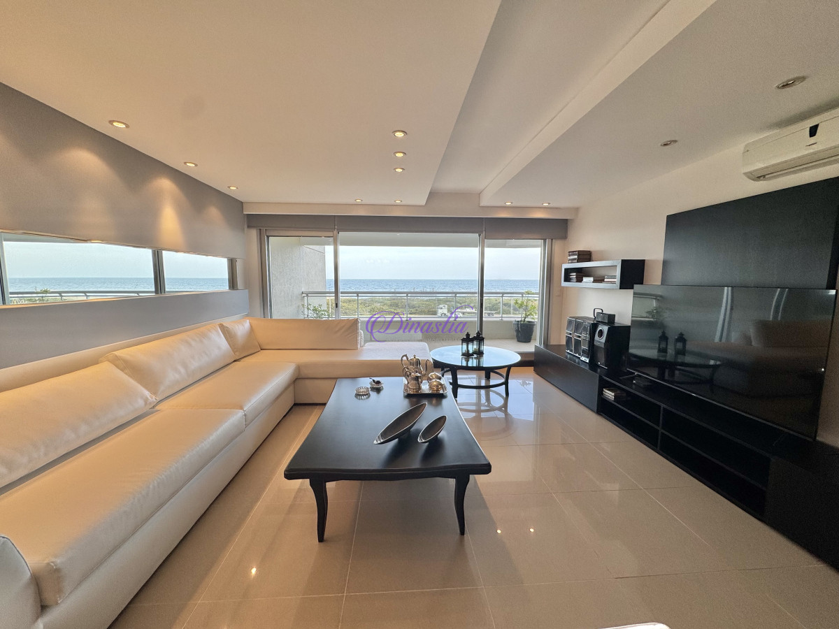 Apartamento ID.621 -  VENTA DE APARTAMENTO DE 3 SUITES + DEPENDENCIA 