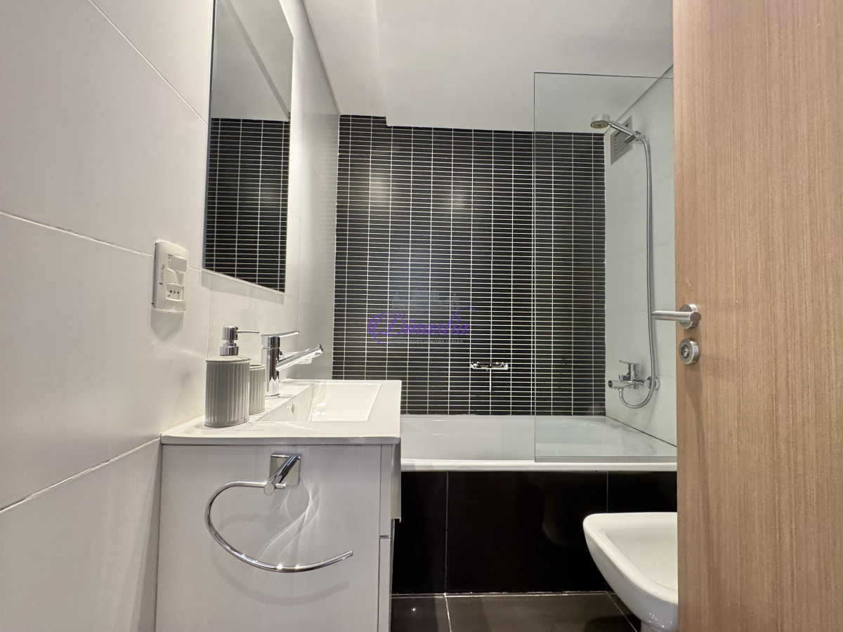 Apartamento ID.560 - ALQUILER DE APTO EN ZONA BRAVA