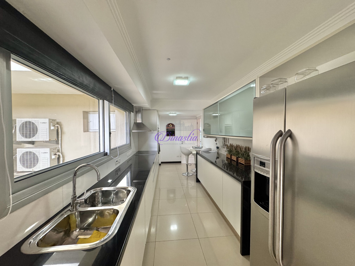 Apartamento ID.621 -  VENTA DE APARTAMENTO DE 3 SUITES + DEPENDENCIA 