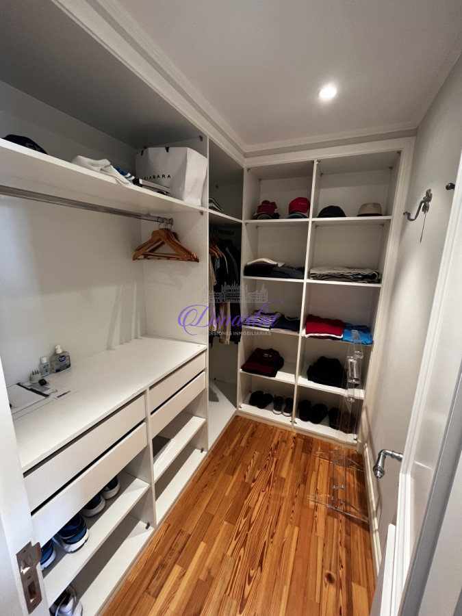 Apartamento ID.593 - VENTA DE PETHOUSE DE 6 DORMITORIOS 