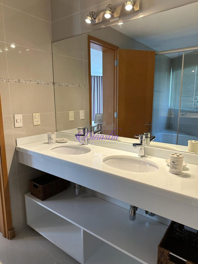 Apartamento ID.532 - VENTA DE APARTAMENTO DE 3 DORMITORIOS MÁS DEPENDENCIA