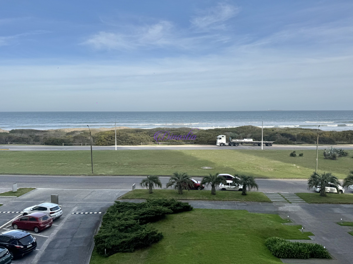 Apartamento ID.621 -  VENTA DE APARTAMENTO DE 3 SUITES + DEPENDENCIA 