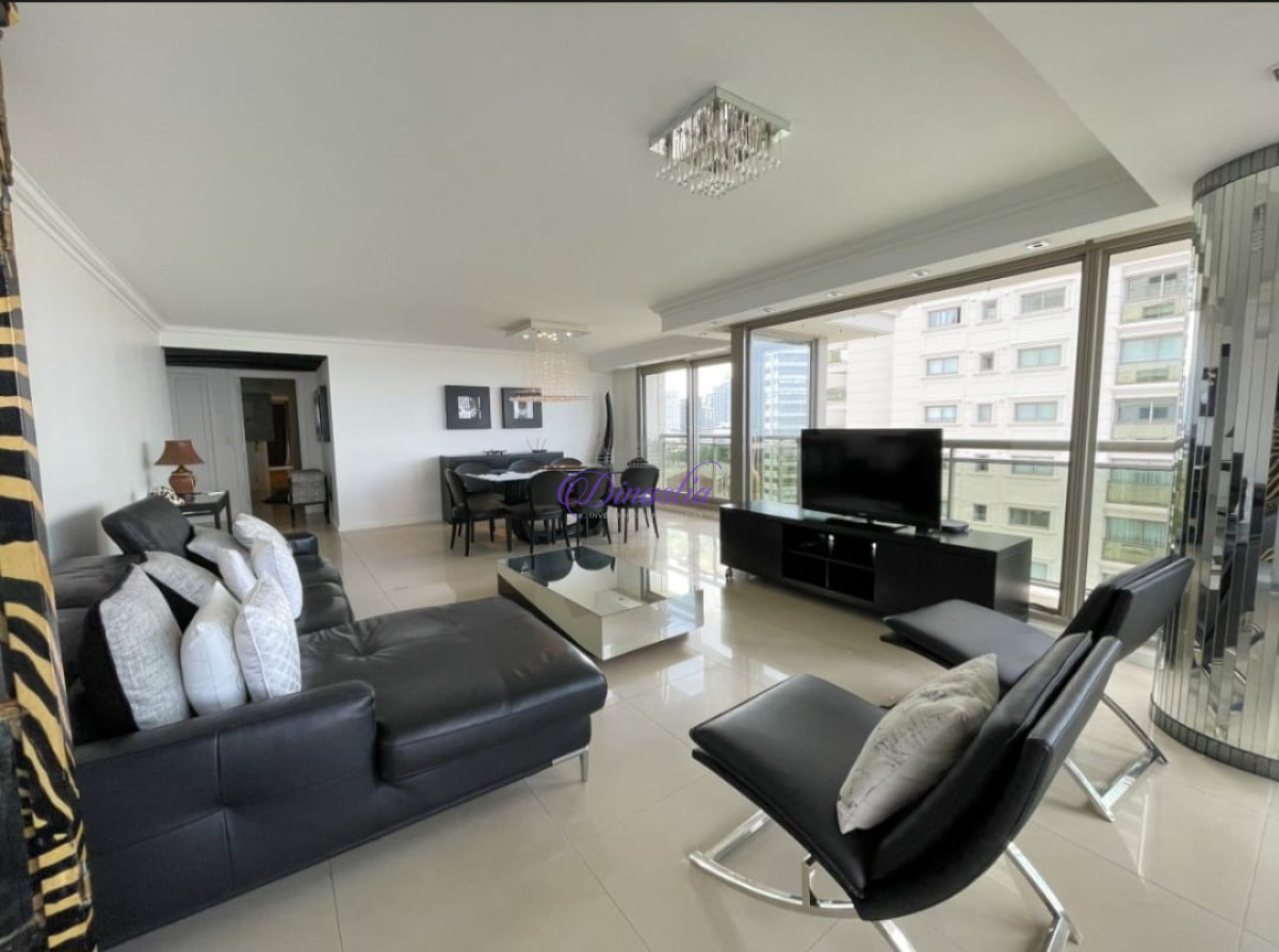 Apartamento ID.496 - Apartamento de 3 dormitorios y dependencia frente al mar en Brava