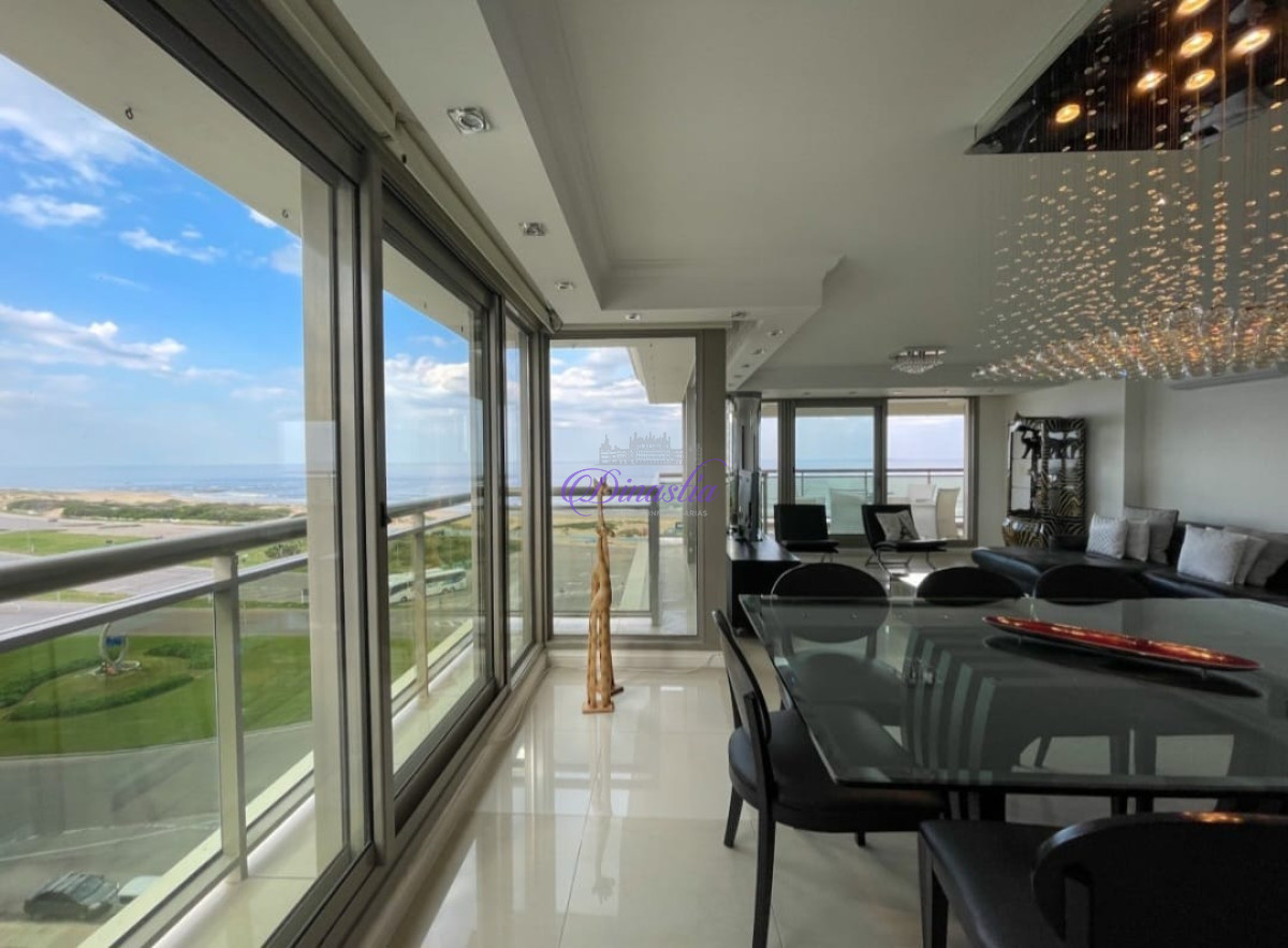 Apartamento ID.496 - Apartamento de 3 dormitorios y dependencia frente al mar en Brava