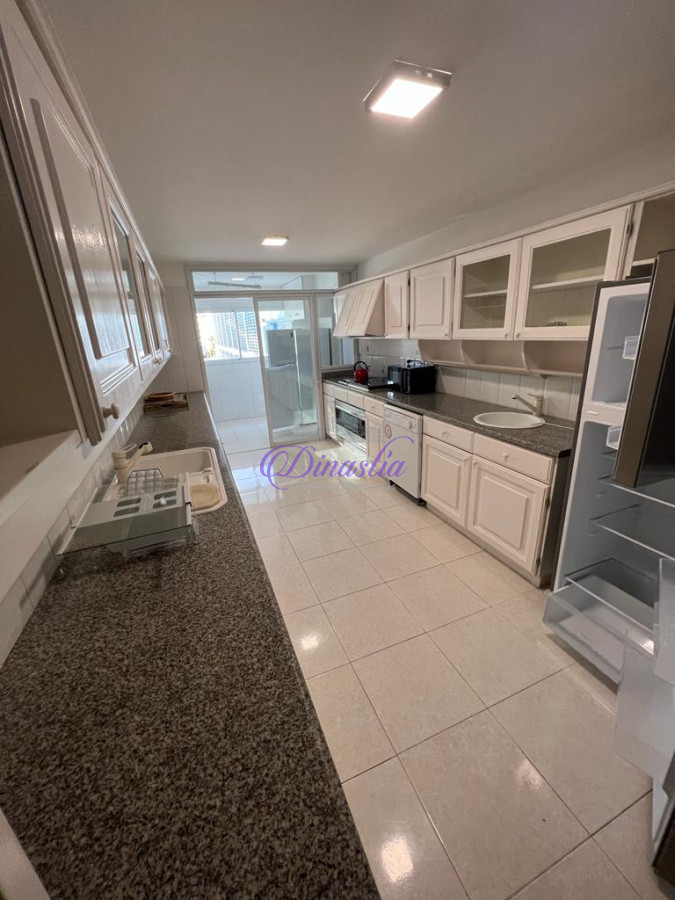 Apartamento ID.604 -  VENTA APARTAMENTO DE 3 SUITES + DEPENENDECIA PUNTA DEL ESTE