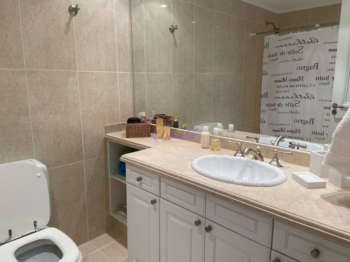 Apartamento ID.543 - VENTA DE APARTAMENTO 3 DORMITORIOS FRENTE AL MAR 