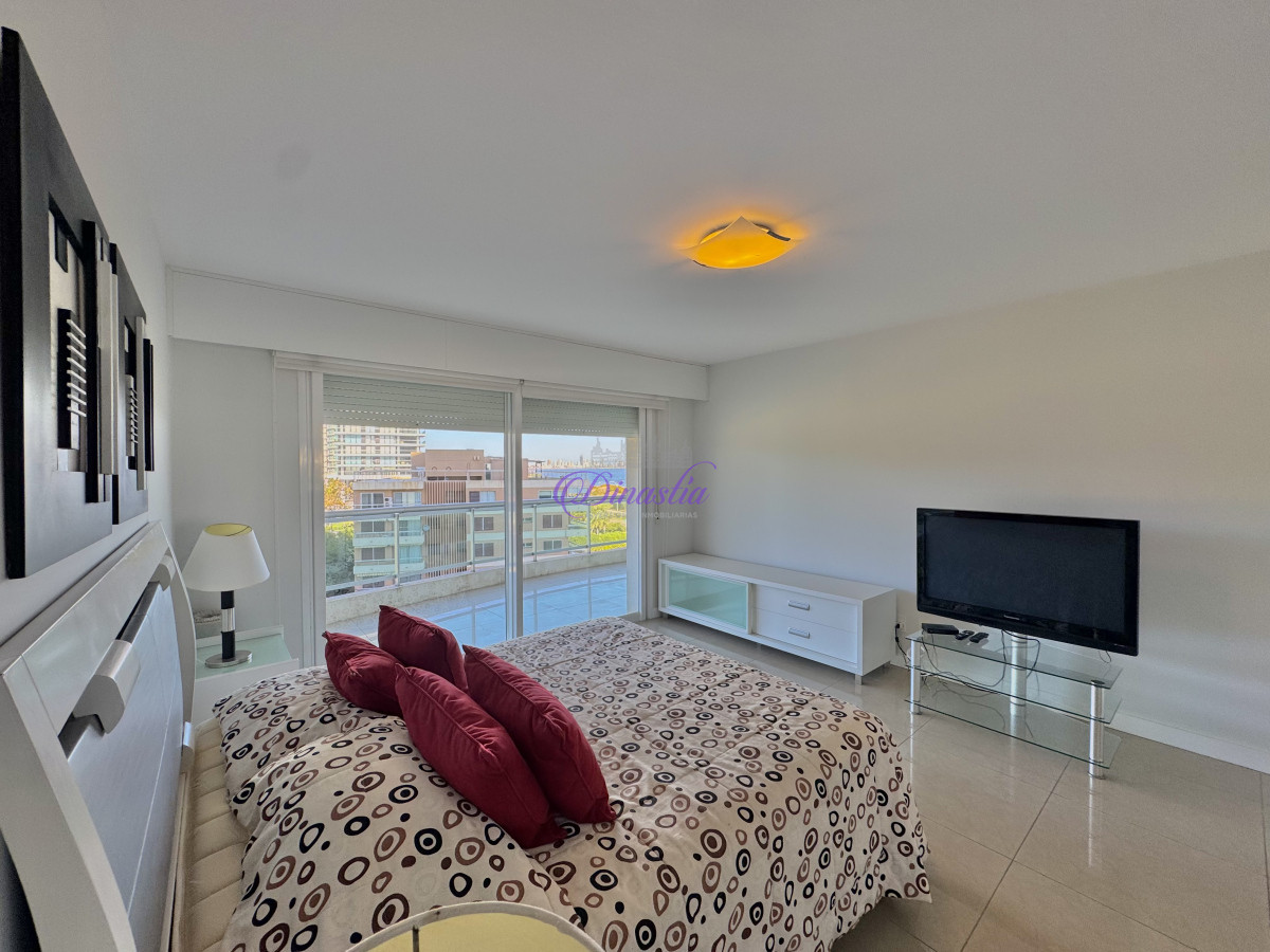 Apartamento ID.608 - VENTA Y ALQUILER DE 3 SUITES + DEPENDENCIA EN PLAYA  MANSA 