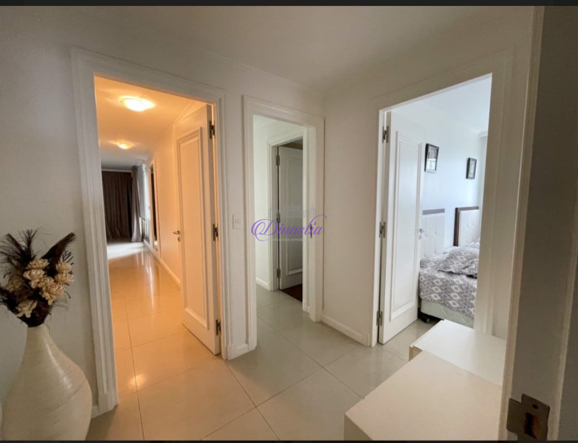 Apartamento ID.496 - Apartamento de 3 dormitorios y dependencia frente al mar en Brava
