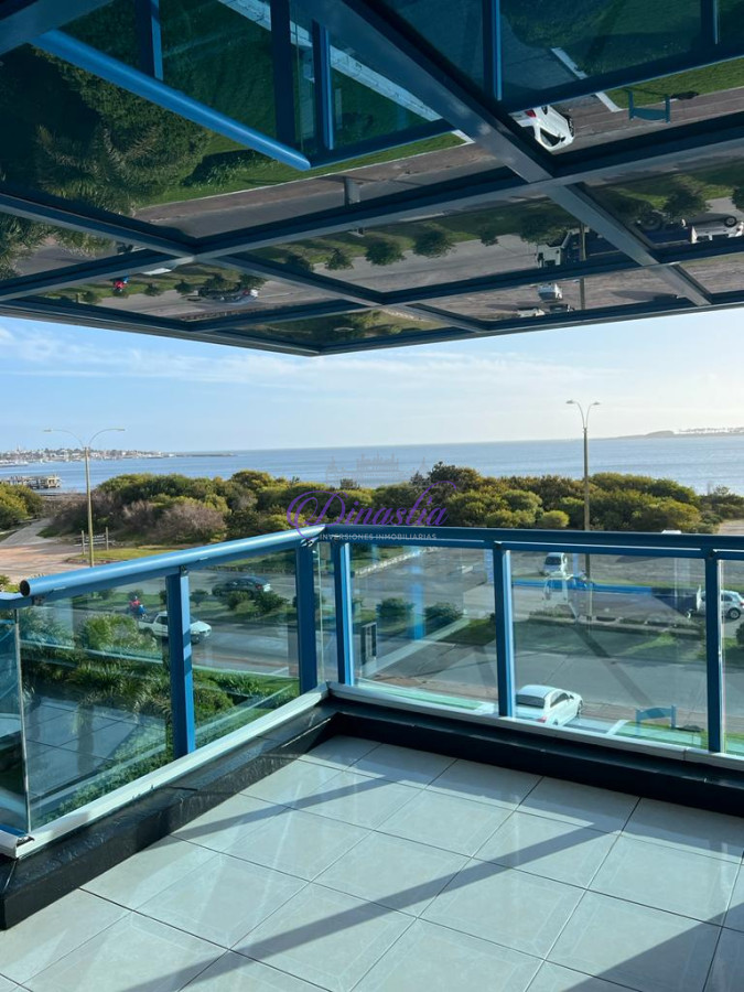 Apartamento ID.604 -  VENTA APARTAMENTO DE 3 SUITES + DEPENENDECIA PUNTA DEL ESTE