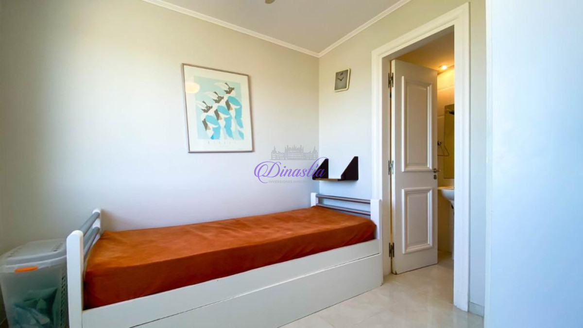 Apartamento ID.547 - VENTA DE APARTAMENTO DE 3 Y DEPENDENCIA EN EDIFICIO LE JARDIN PUNTA DEL ESTE
